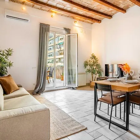 Historic With Private Terrace In Example Barcelona